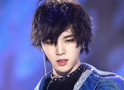 娱乐圈全员吃瓜文案,揭秘明星背后的秘密